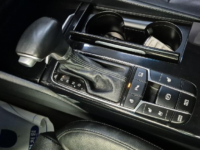 6071500875R8.jpg
