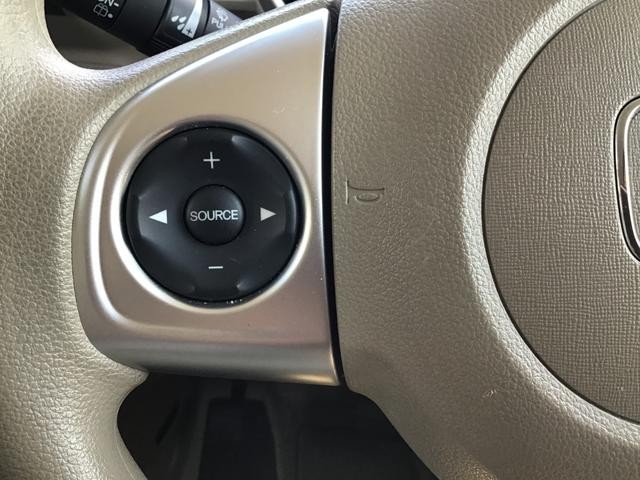 0803172A30260825W00317.jpg