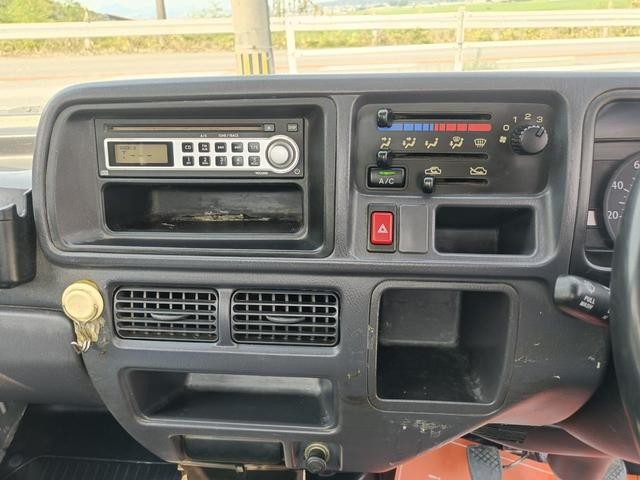 0803299A30260820W00112.jpg