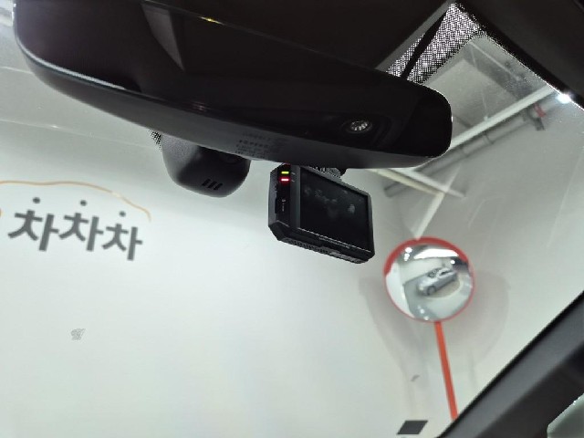 6071000505R18.jpg