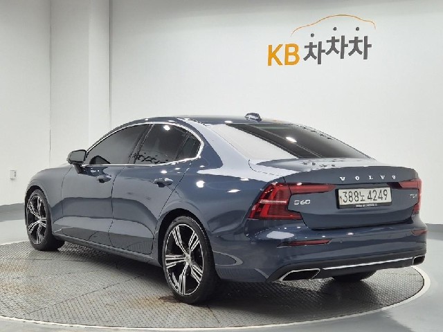 6061000165R2.jpg