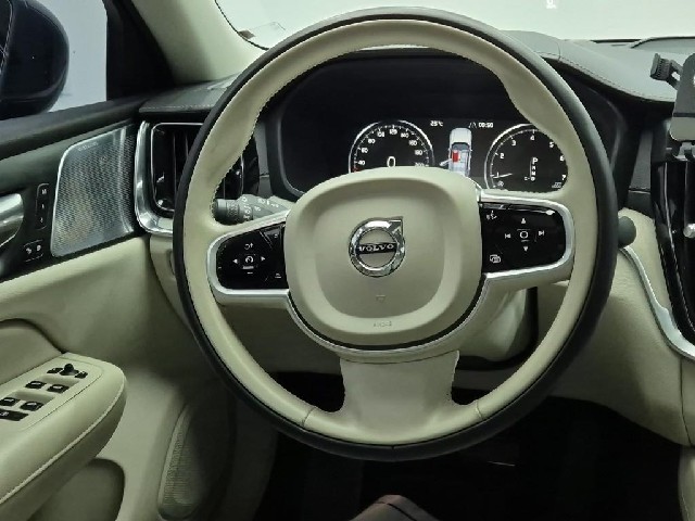 6061000165R8.jpg
