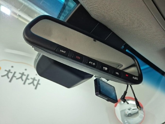 6071000684R16.jpg