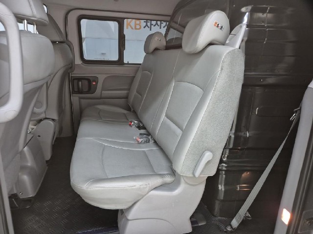 6071500861R12.jpg