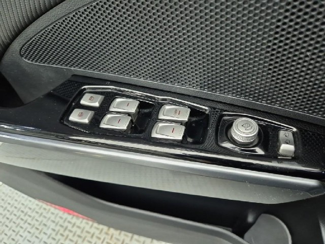 6071001932R18.jpg