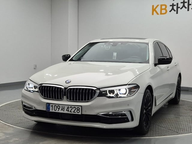 6071000988R1.jpg