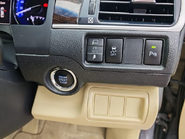 abb99191ee654919f79df444972434c3.jpeg