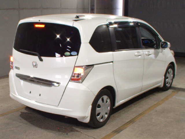 72282a3ff0cb601818692cb2367494d5.jpg
