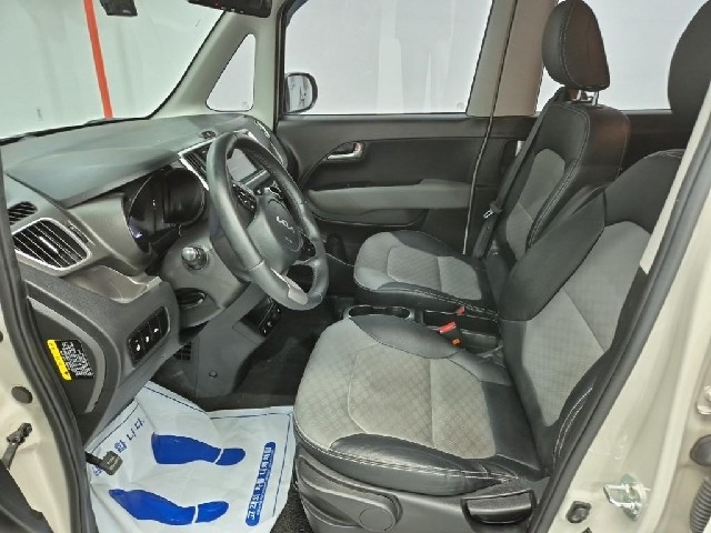 6061000743R11.jpg
