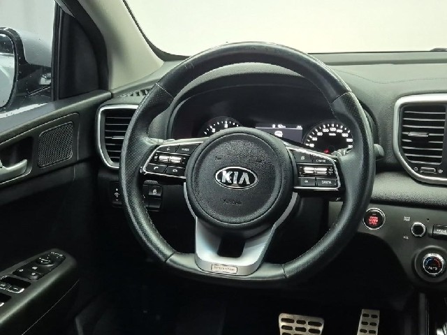 6071000664R9.jpg
