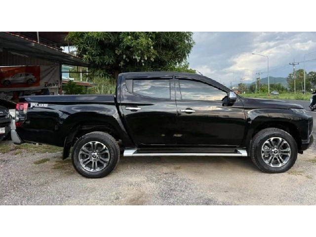 fa228f269f9f40b3ac014e136f8e3b1b.jpeg