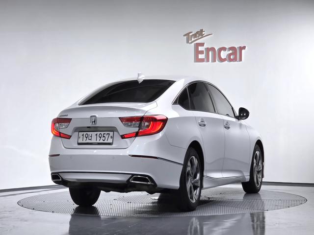 8ed1ac02a4ec076cae23d0847e92e887.jpg