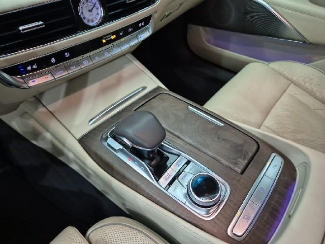 6071002682R8.jpg