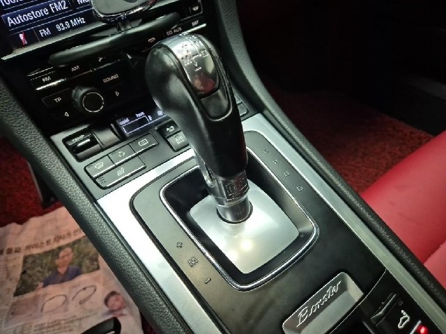 6051000163R8.jpg