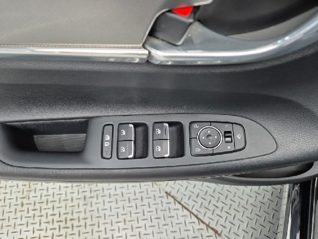 6091002339R18.jpg