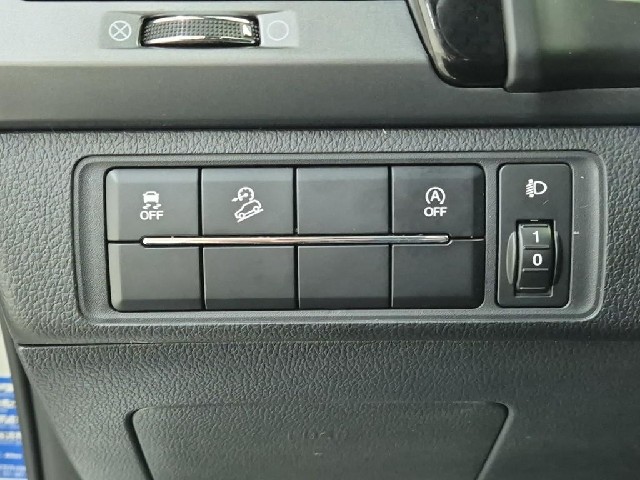 6091501739R18.jpg