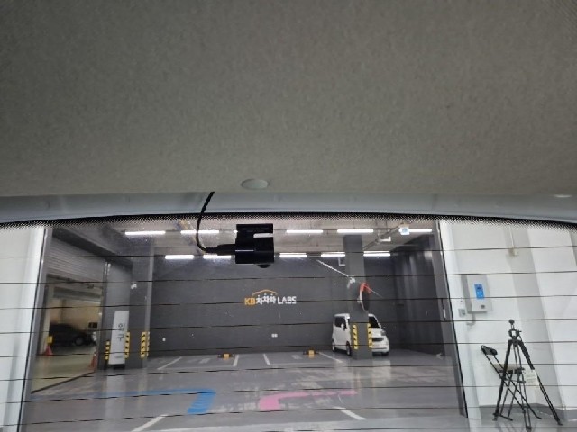 6091002084R17.jpg