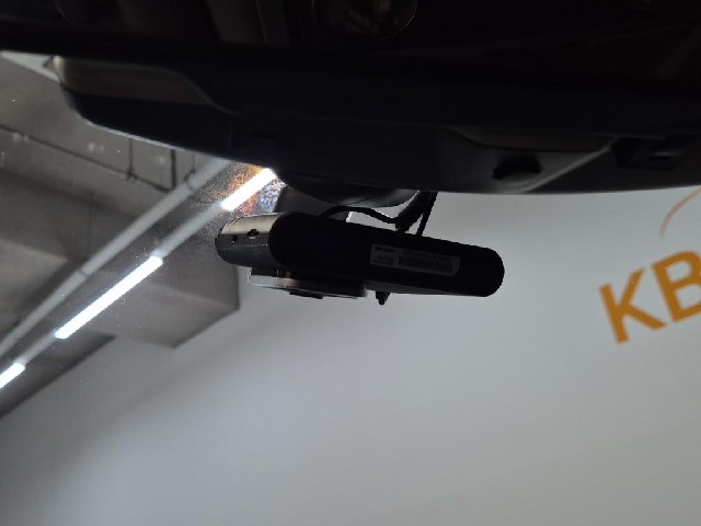 6071500429R16.jpg