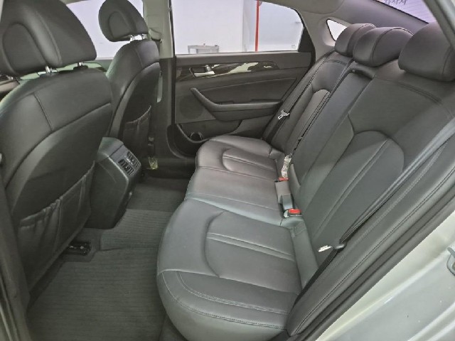 6061502149R12.jpg