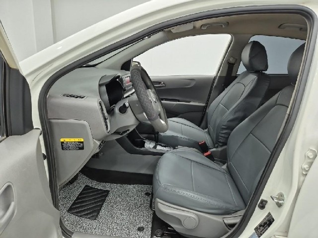 6061000908R11.jpg