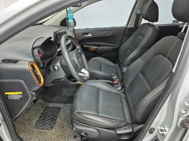 6061000671R11.jpg