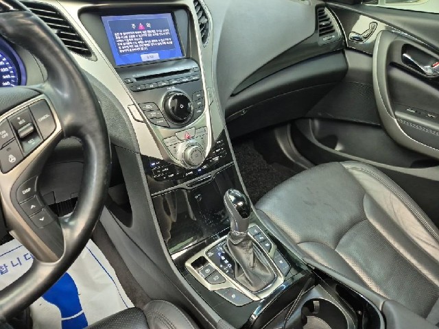6071500894R10.jpg