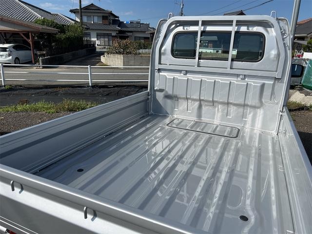 1101803A30261019W00316.jpg