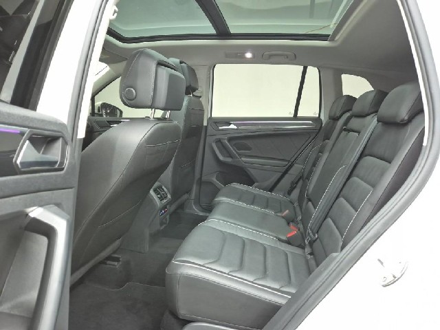 6071000500R12.jpg