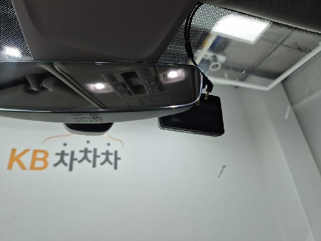 6071000500R17.jpg