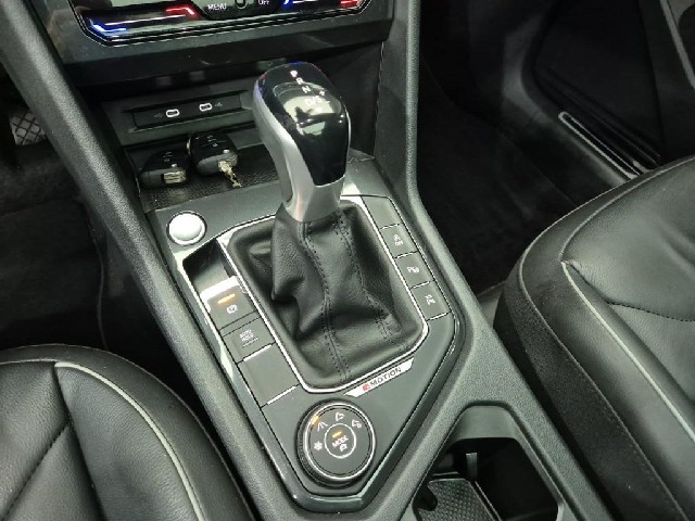 6071000500R8.jpg