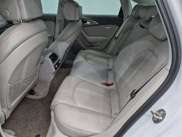 6061000929R12.jpg