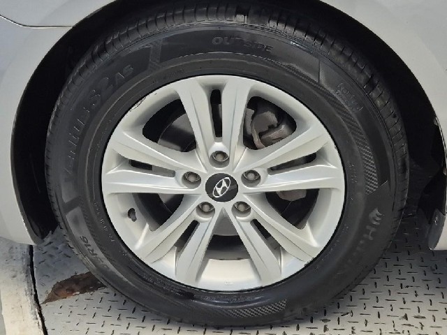 6051002163R18.jpg