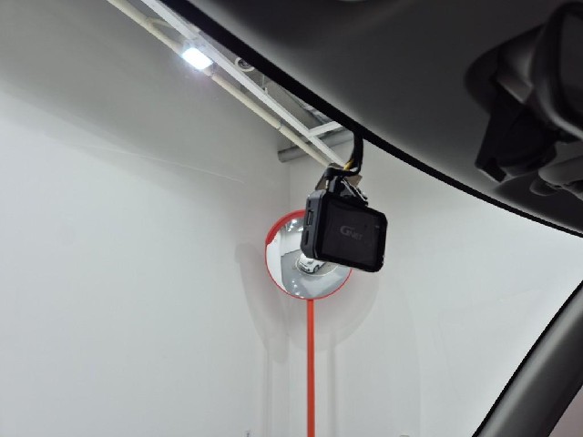 6071002064R13.jpg