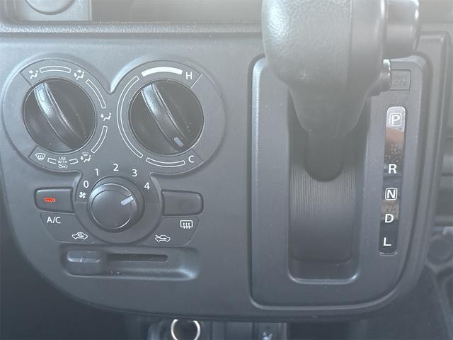 0710143A30261018W00805.jpg