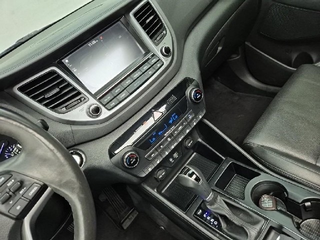 6081002434R10.jpg