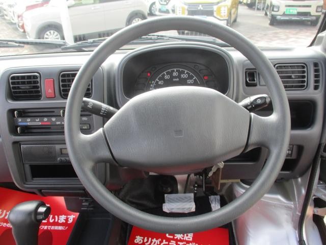 9030967A30260829W00117.jpg