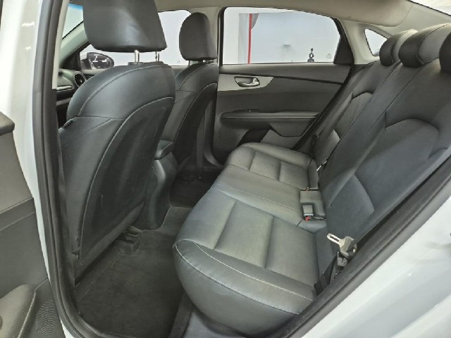 6061500180R12.jpg