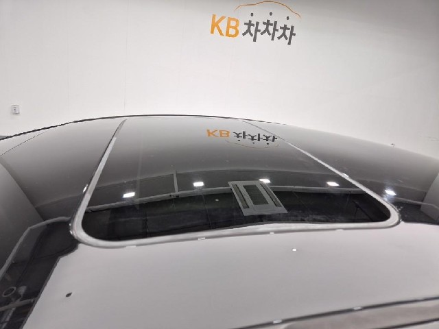 6051500576R13.jpg