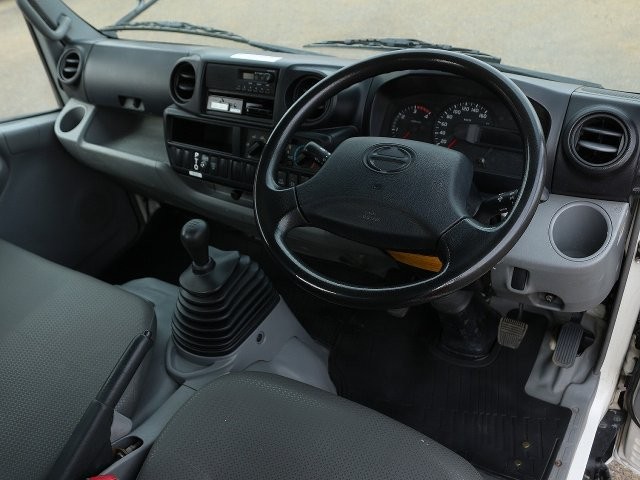 24729f1f8ab7ffa0159cbe218d56ae09.jpg