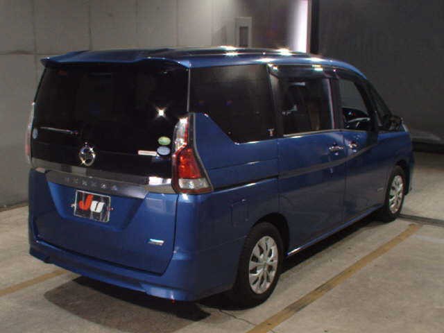 a85bd8957772a2388ae72b4702ac925a.jpg