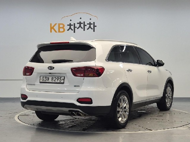 6061501674R3.jpg