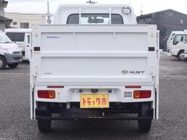 eecbda2203af02671a7cb9ac71ee1706.jpeg