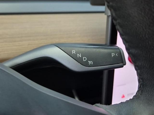 6051501597R8.jpg