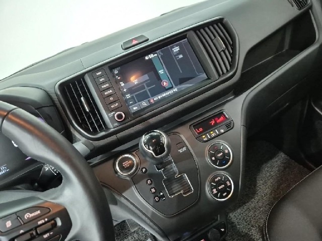 6071000091R10.jpg