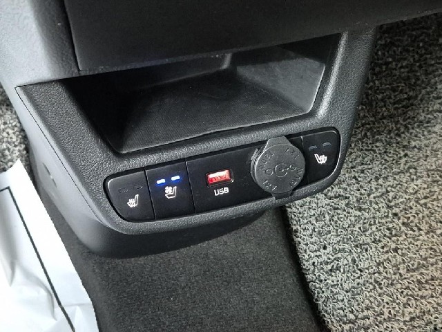 6071000091R17.jpg
