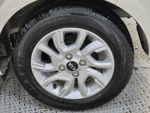 6071500934R19.jpg