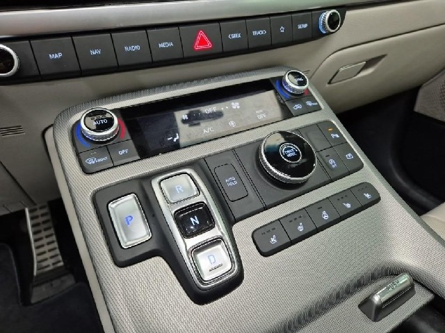 6061002476R8.jpg