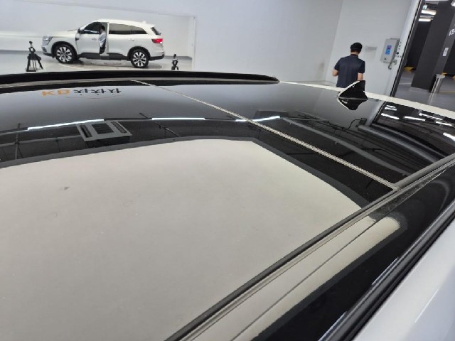 6061001284R13.jpg