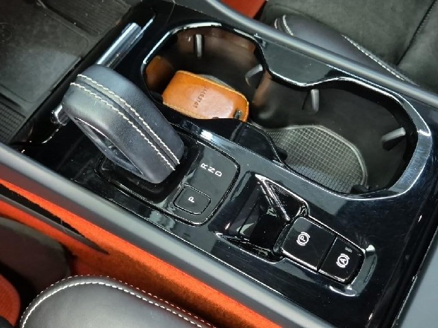6071500268R8.jpg
