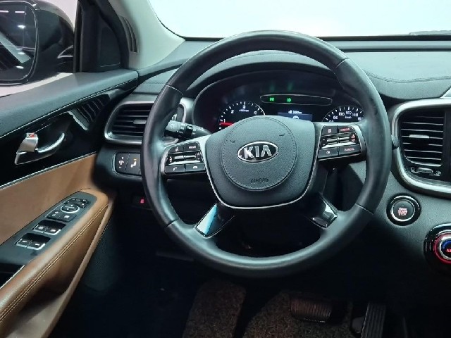 6071000495R9.jpg